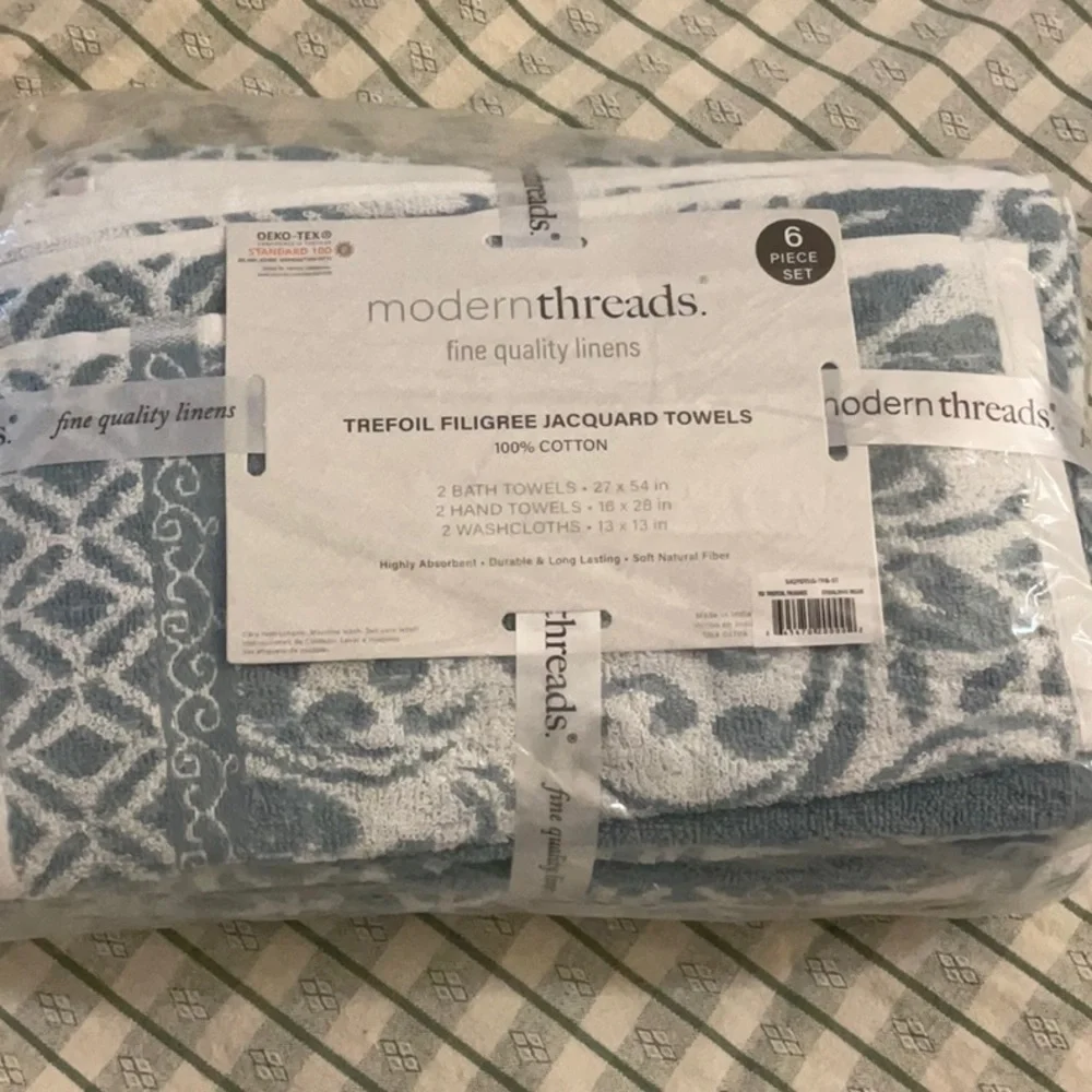Modern Threads Trefoil Filigree 6-Piece Reversible Yarn Dyed Jacquard Towel Set